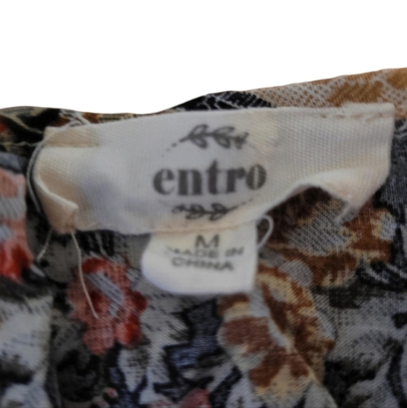 entro Crochet Boho V-Neck Front Button Spaghetti Strap Tank Top, Size M - Picture 4 of 7